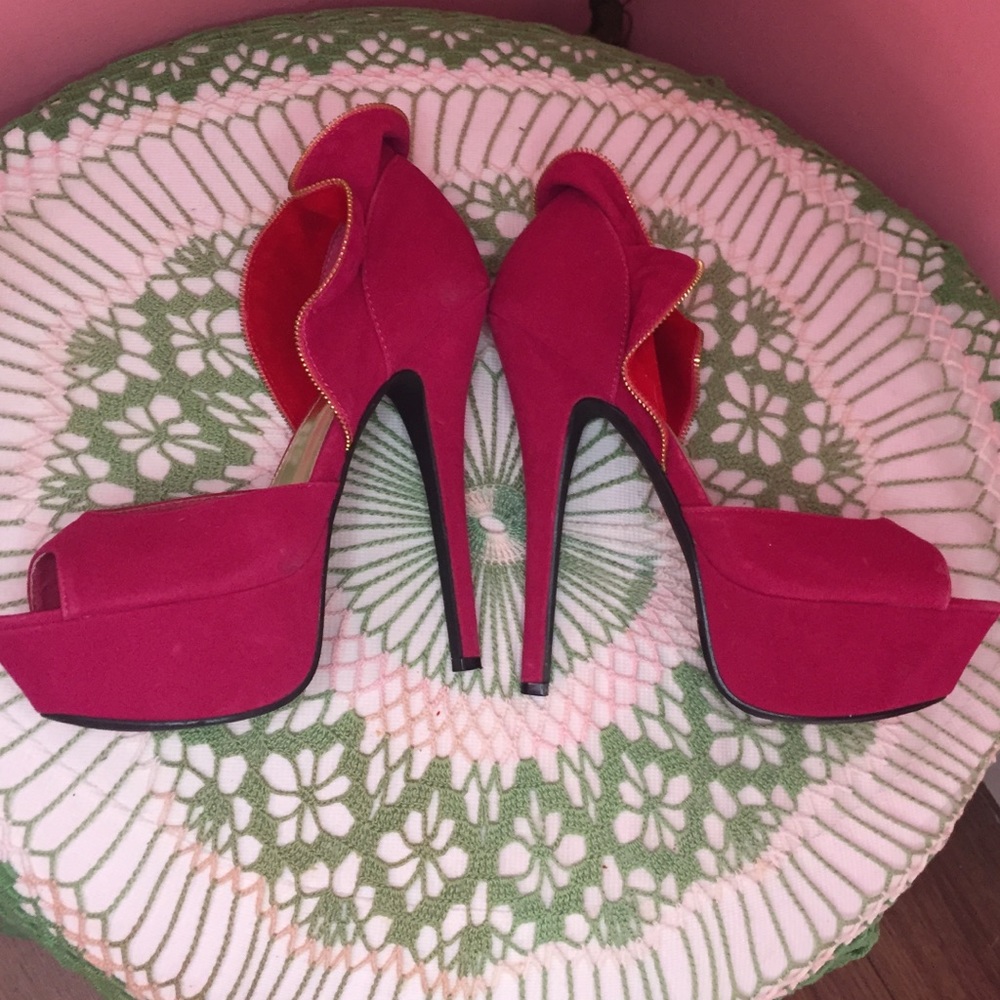 Barbie platform heels
